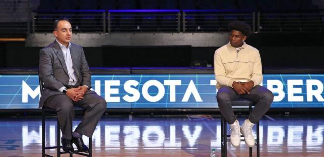 世界杯手机观看软件下载-新赛季前风云突变 狼队高层火速出手闹剧逐渐平息