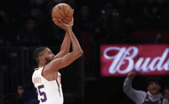 世界杯官方直播软件app下载中心-布里奇斯生涯新高全队失误仅3次 太阳再登西部第1